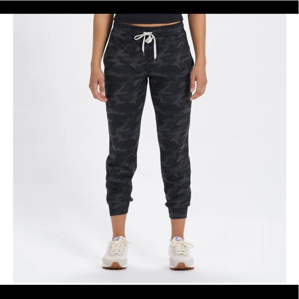 Vuori cropped joggers S